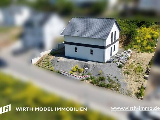 Einfamilienhaus zum Kauf 135.000 € 6 Zimmer 154 m² 653 m² Grundstück Maßbach Maßbach 97711