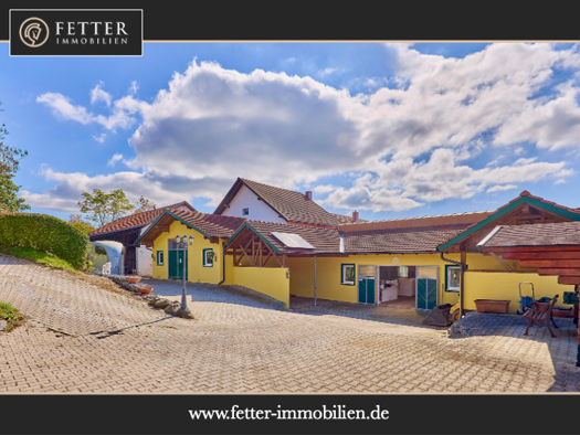 Land-/Forstwirtschaft zum Kauf 1.800.000 € 14.720 m² Grundstück Iggstetten Winzer 94577