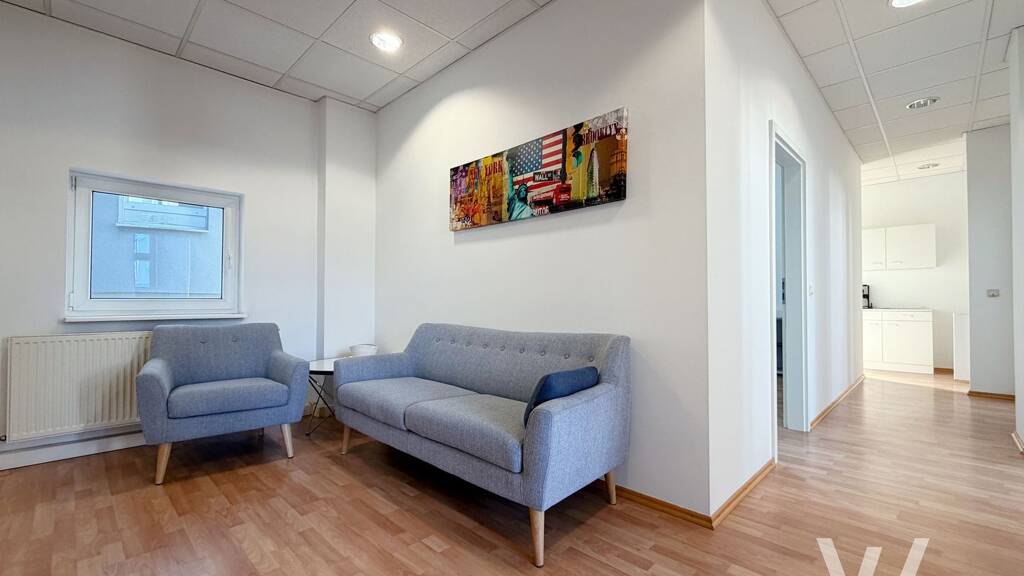 Bürofläche zur Miete 750 € 4 Zimmer 90 m² Bürofläche St Johann Saarbrücken 66123