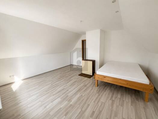 Doppelhaushälfte zum Kauf 129.000 € 4 Zimmer 95 m² 1.092 m² Grundstück Müsselmow Kuhlen-Wendorf 19412