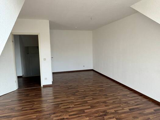 Wohnung zur Miete 460 € 2 Zimmer 69 m² 3. Geschoss frei ab sofort Robert-Wilke-Straße 4 Netzschkau Netzschkau 08491
