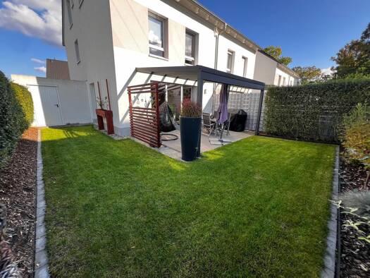 Doppelhaushälfte zur Miete 1.570 € 6 Zimmer 145 m² 227 m² Grundstück frei ab 01.01.2026 Zell a. Main 97299