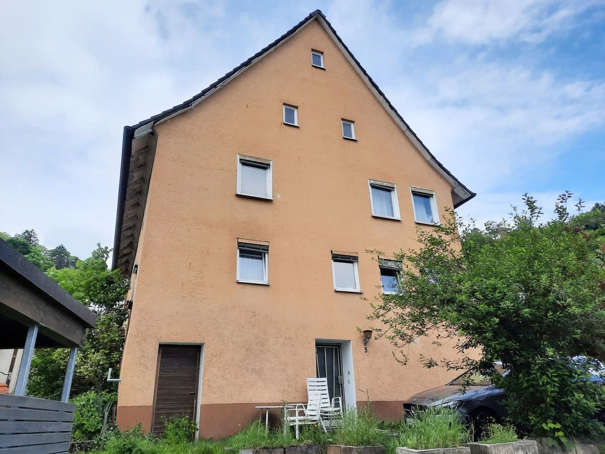 Einfamilienhaus zum Kauf 135.000 € 5 Zimmer 100 m²<br/>Wohnfläche 202 m²<br/>Grundstück Sulz Sulz am Neckar 72172