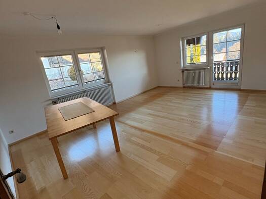 Wohnung zur Miete 900 € 3 Zimmer 93 m² Geschoss 1/2 frei ab 01.02.2026 Hinterzarten 79856