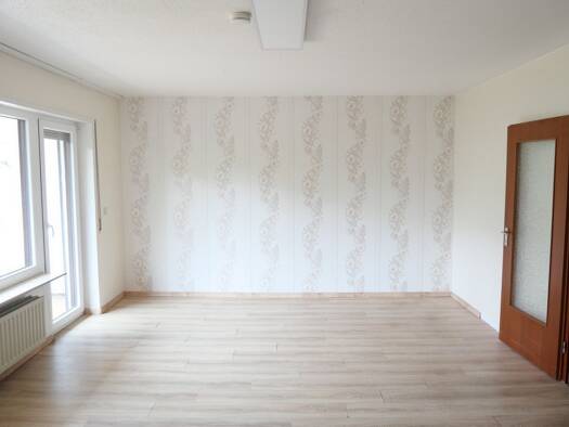 Wohnung zum Kauf 185.000 € 3 Zimmer 95 m² Geschoss EG/3 frei ab sofort Felsenbrunnenstraße 3 Beeden Homburg 66424