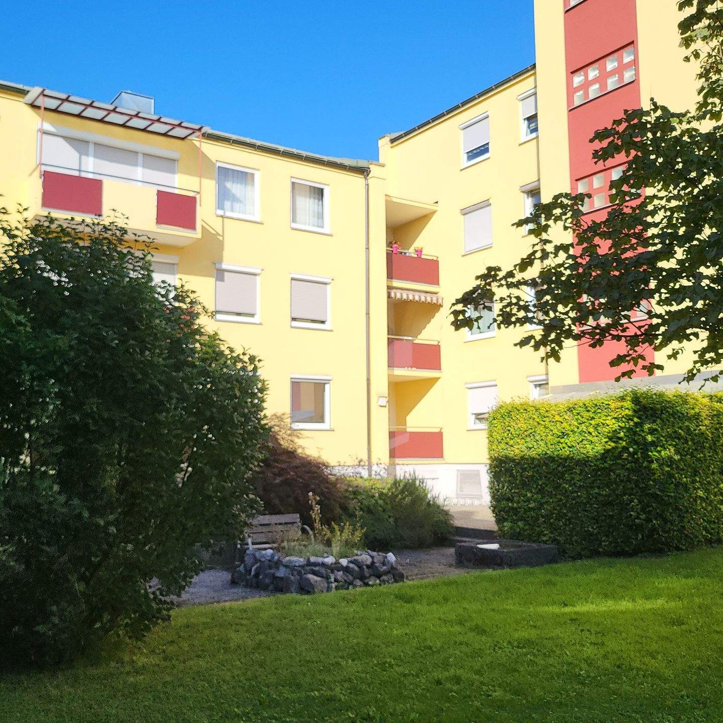 Immobilie in Bad Reichenhall - Wohnen mit Ausblick: 3-Zimmer-Wohnung im Herzen von Bad Reichenhall - Bild 1