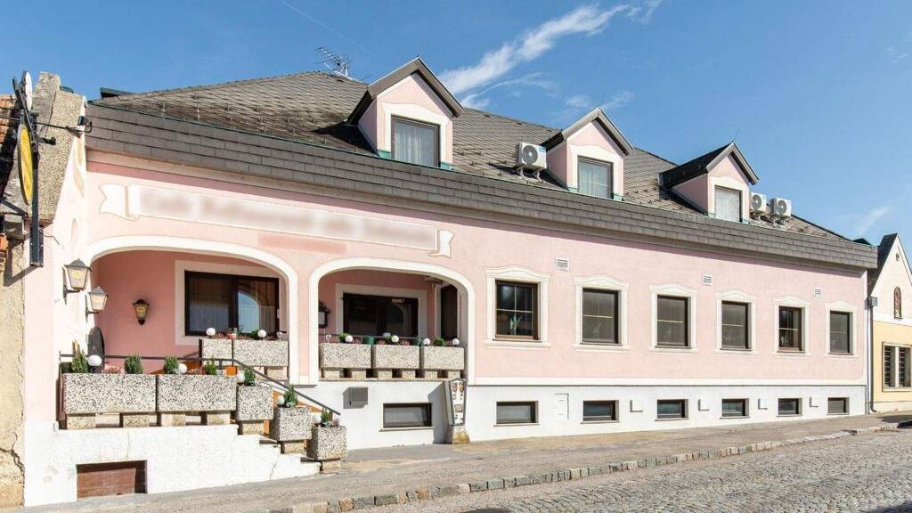 Restaurant zum Kauf 649.000 € 1.084 m² Gastrofläche 640 m² Grundstück Sommerein 2453