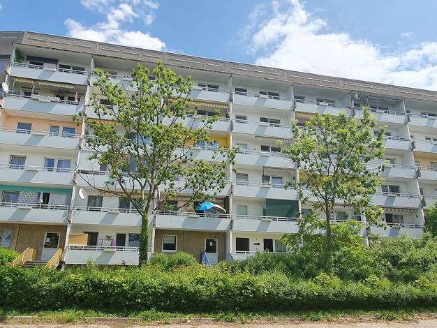 Wohnung zur Miete 461 € 3 Zimmer 70,2 m² Schönauer Ring 47 Schönau West 04205