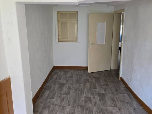 Wohnung zur Miete 500 € 3,5 Zimmer 90 m² frei ab sofort Hann. Münden 34346