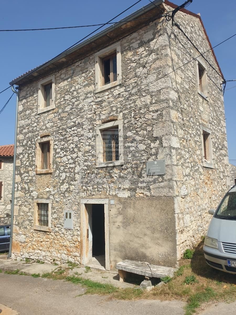 Haus zum Kauf 145.000 € 3 Zimmer 105 m²<br/>Wohnfläche 20 m²<br/>Grundstück Novigrad center