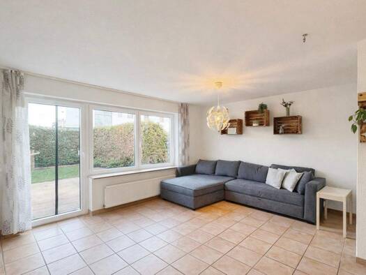 Reihenmittelhaus zur Miete 1.200 € 5 Zimmer 110 m² 218 m² Grundstück Ortsstraße 56/2 Prevorst Oberstenfeld 71720