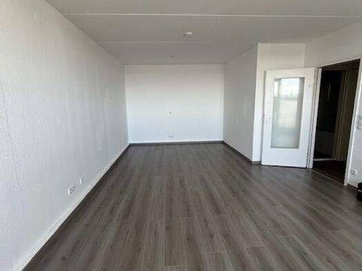 Wohnung zur Miete nur mit Wohnberechtigungsschein 437 € 3 Zimmer 84,8 m² 5. Geschoss frei ab 23.12.2025 Bebelstraße 47 Stadtmitte Oberhausen 46049