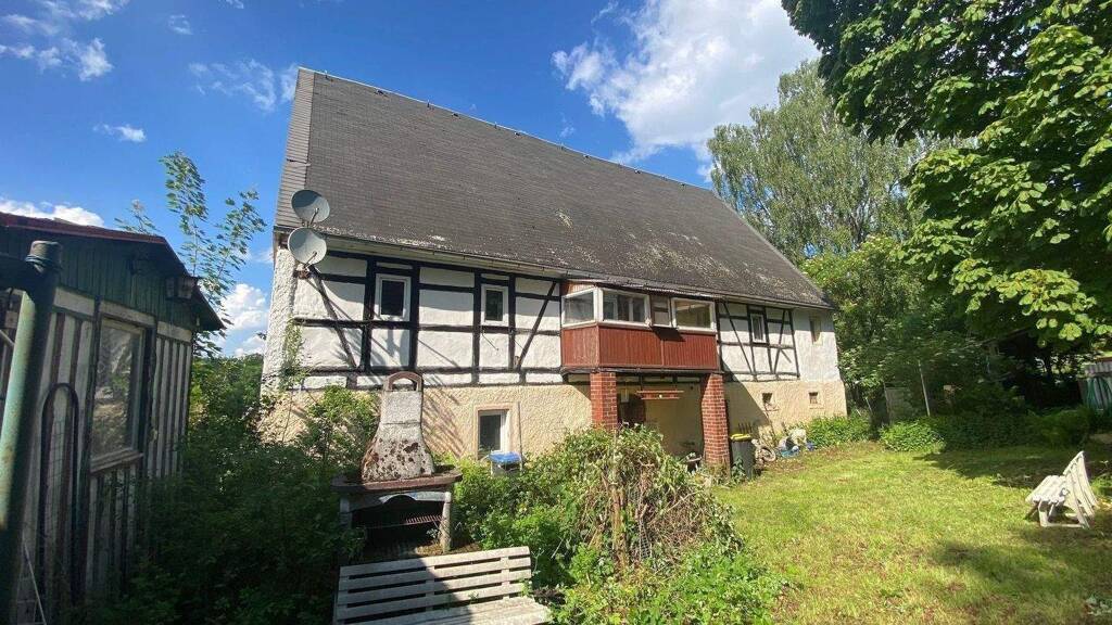 Bauernhaus zum Kauf 59.990 € 150 m² 4.943 m² Grundstück frei ab sofort Straße des Friedens 106 Breitenau Oederan 09569