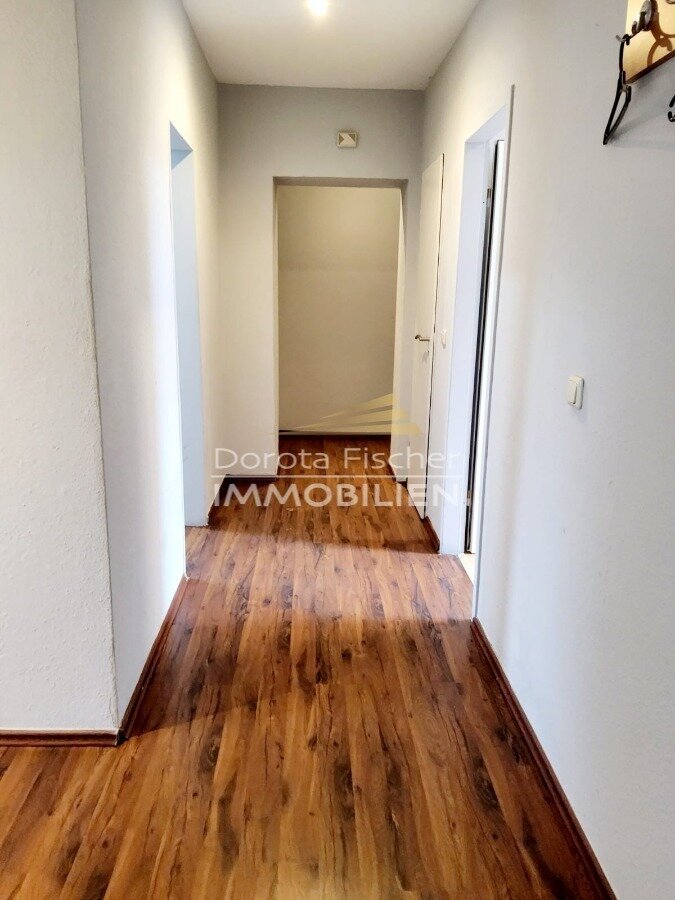 Wohnung zum Kauf 109.000 € 3 Zimmer 75 m²<br/>Wohnfläche 1.<br/>Geschoss ab sofort<br/>Verfügbarkeit Ostviertel Essen 45139