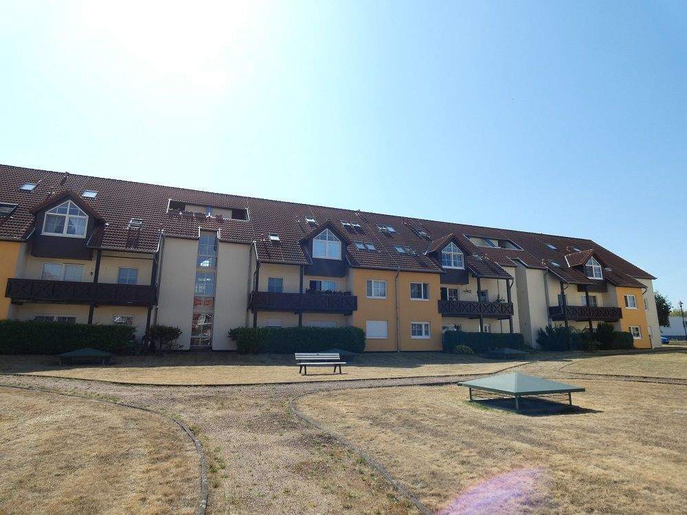 Immobilie in Wutha-Farnroda - ALS KAPITALANLAGE IDEAL: große 2-Raumwohnung im Dachgeschoss mit Balkon und Tiefgaragenstellplatz Nähe Eisenach - Bild 1