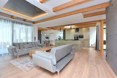 Haus zur Miete Wohnen auf Zeit 4.150 € 5,5 Zimmer 150 m² frei ab 15.06.2025 Sindelfingen 2 Sindelfingen 71067