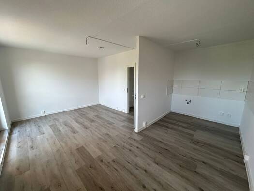 Wohnung zur Miete 510 € 4 Zimmer 67 m² 3. Geschoss Astonstraße 58 Sudenburg Magdeburg 39116
