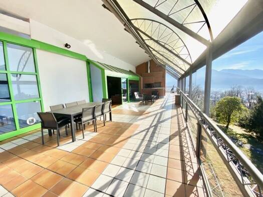 Villa zum Kauf 1.690.000 € 7 Zimmer 700 m² 22.000 m² Grundstück Luino 21016