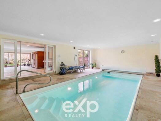 Einfamilienhaus zum Kauf 11 Zimmer 399 m² 1.170 m² Grundstück Weißenburg Weißenburg in Bayern 91781