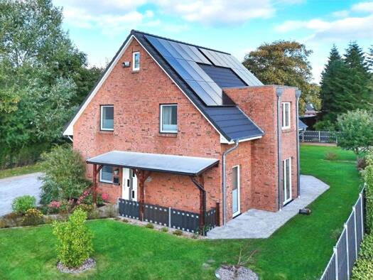 Einfamilienhaus zum Kauf 499.000 € 6 Zimmer 139,3 m² 946 m² Grundstück frei ab 01.01.2027 Großenwiehe 24969