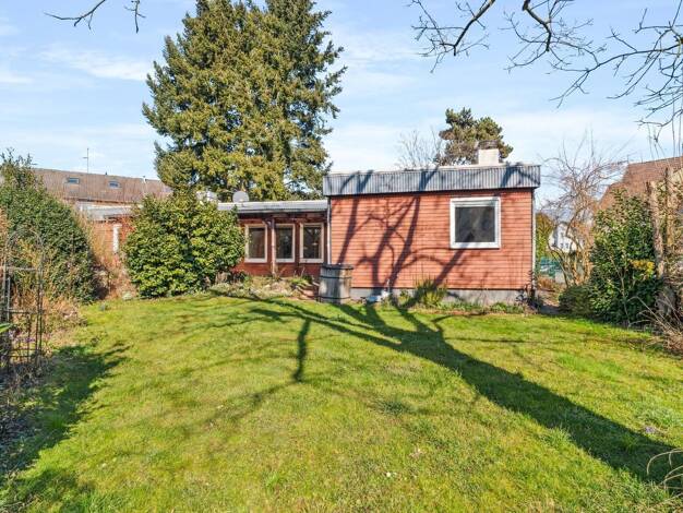 Einfamilienhaus zum Kauf 650.000 € 5 Zimmer 122 m² 722 m² Grundstück Frankfurt am Main 60437