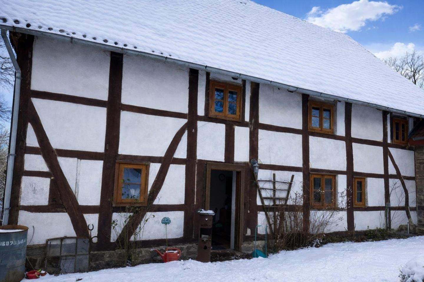 Immobilie in Extertal - Fachwerktraum mit tollem Konzept, Terrasse, Scheune und großem Grundstück! - Bild 2