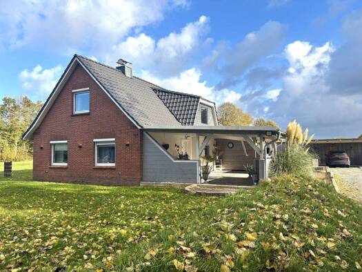 Einfamilienhaus zum Kauf 439.000 € 7 Zimmer 120 m² 8.378 m² Grundstück Leezdorf 26529