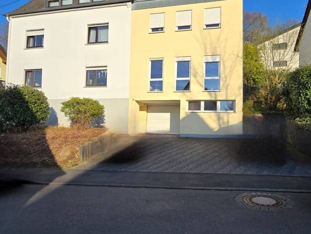 Mehrfamilienhaus zum Kauf als Kapitalanlage geeignet 639.000 € 9 Zimmer 295 m² 694 m² Grundstück Eitorf 53783