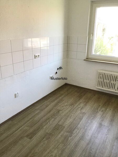 Wohnung zur Miete 370 € 2 Zimmer 43,5 m²<br/>Wohnfläche 1.<br/>Geschoss 06.10.2024<br/>Verfügbarkeit Rahmer Str. 168 Wischlingen Dortmund 44369