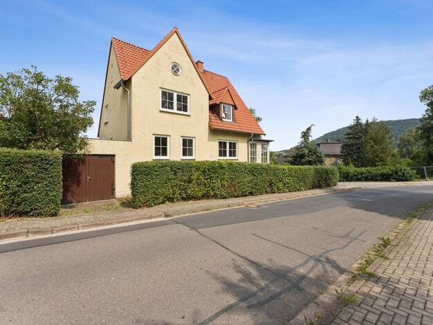 Einfamilienhaus zum Kauf provisionsfrei 279.900 € 5,5 Zimmer 140 m² 416 m² Grundstück Freiheitsstraße 13 Heilbad Heiligenstadt Heilbad Heiligenstadt 37308