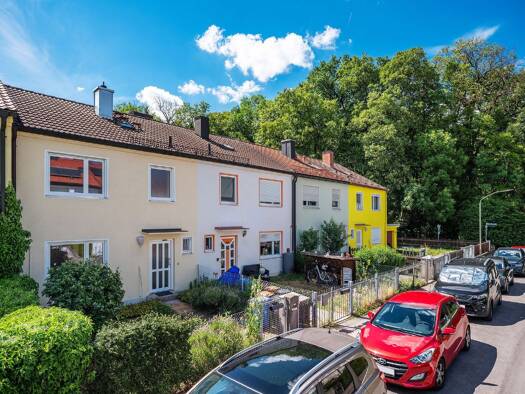 Reihenmittelhaus zum Kauf 789.000 € 5 Zimmer 103,5 m² 235,4 m² Grundstück Allach-Untermenzing München 80997