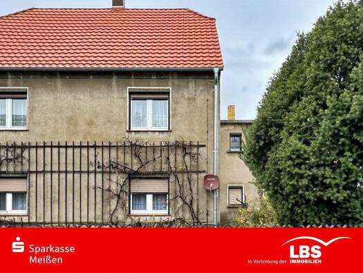 Einfamilienhaus zum Kauf 90.000 € 5 Zimmer 114,9 m² 820 m² Grundstück Gröditz Gröditz 01609