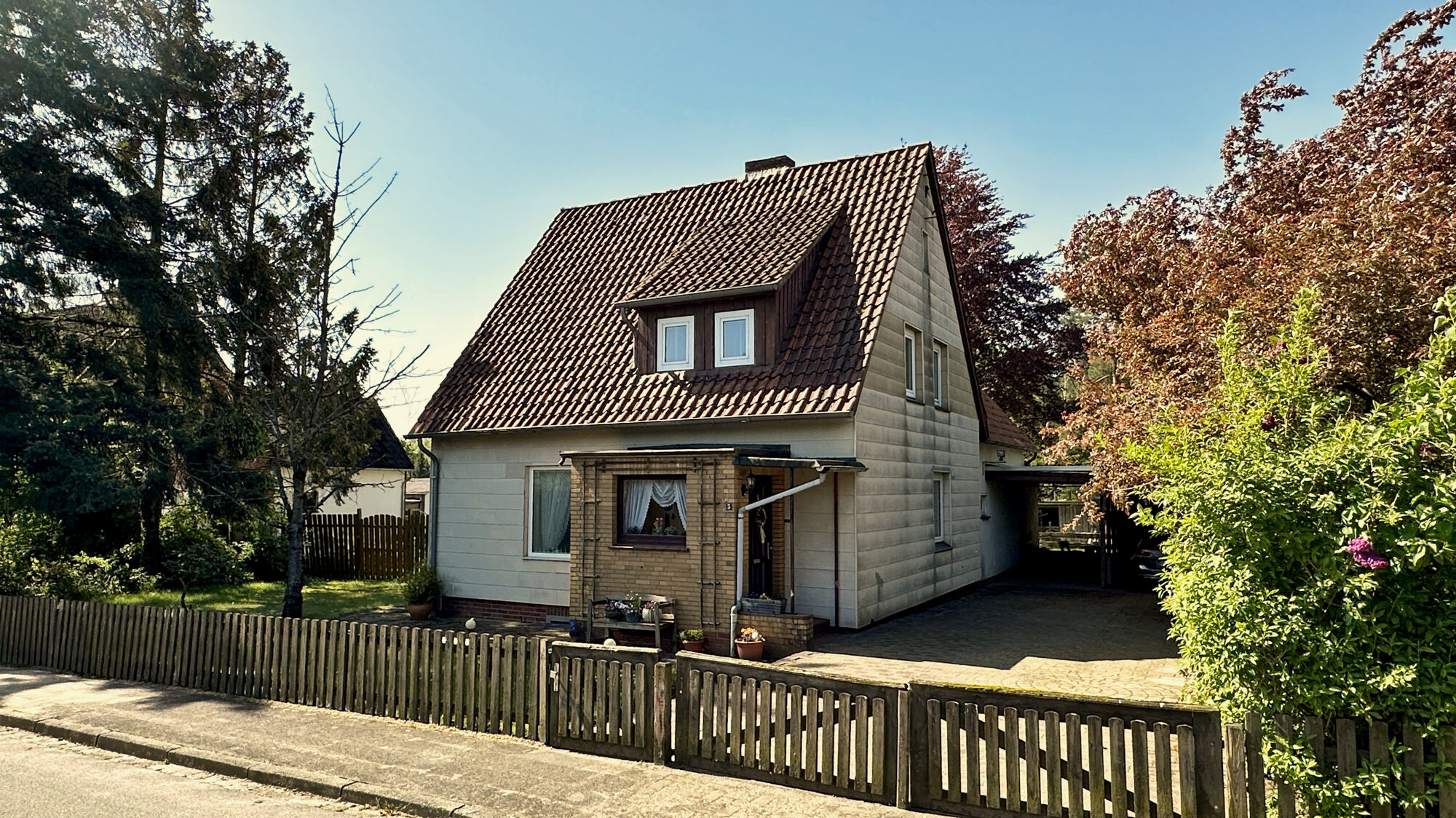 Einfamilienhaus zum Kauf 149.000 € 6 Zimmer 130 m²<br/>Wohnfläche 1.247 m²<br/>Grundstück Habighorster-Höhe Habighorst 29359