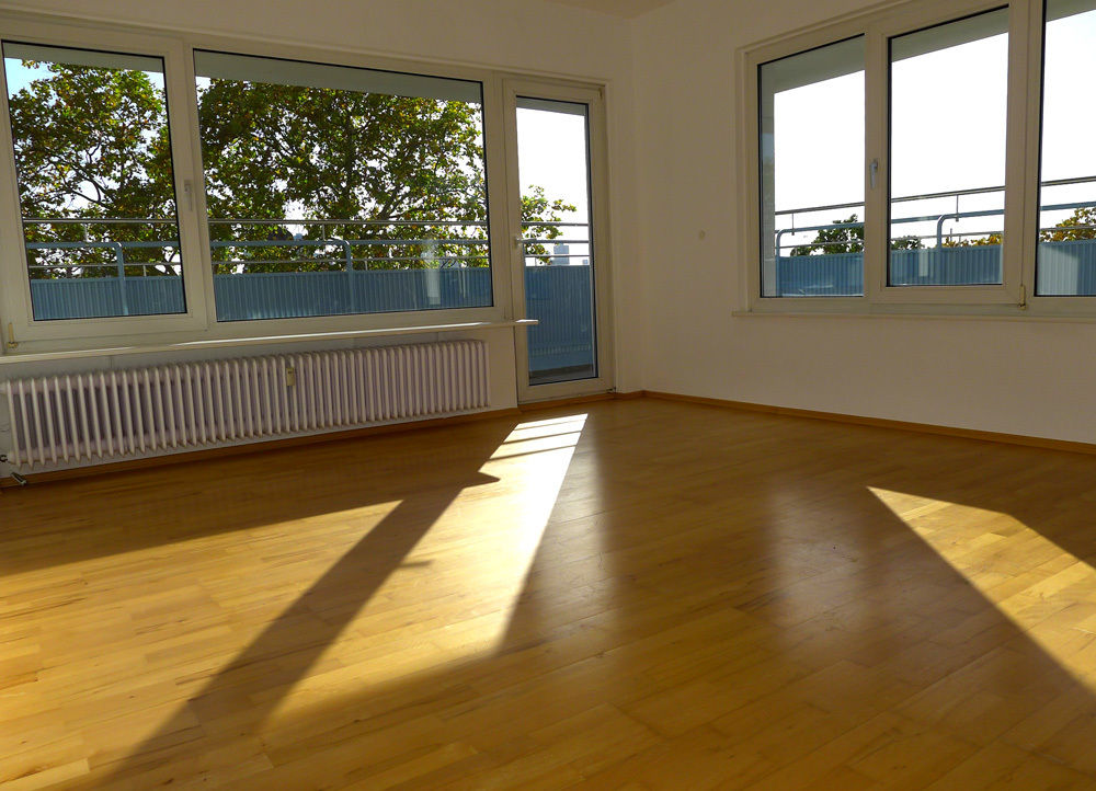 Wohnung zur Miete 800 € 3 Zimmer 72 m²<br/>Wohnfläche ab sofort<br/>Verfügbarkeit Nibelungenallee Nordend - West Frankfurt am Main 60318