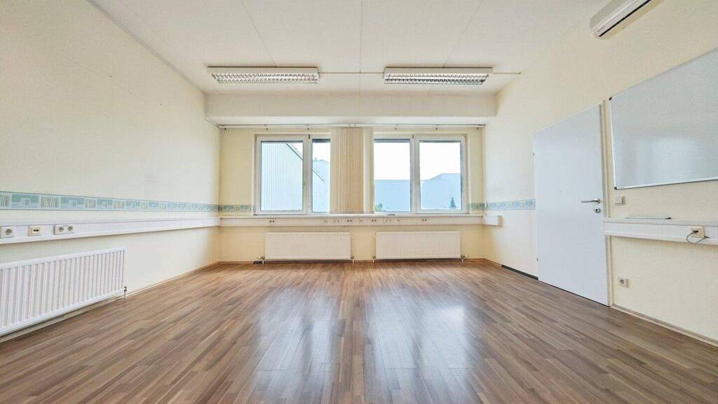 Büro zur Miete 1.185 € 3 Zimmer Wiener Neudorf 2351