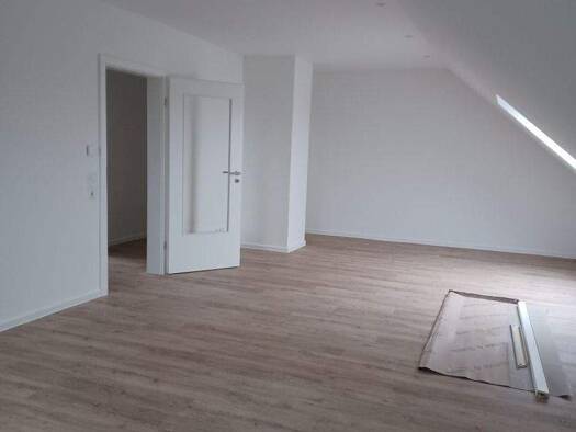 Wohnung zur Miete 990 € 3 Zimmer 90 m² 2. Geschoss Meisenstraße 15 Neustadt Neustadt am Rübenberge 31535