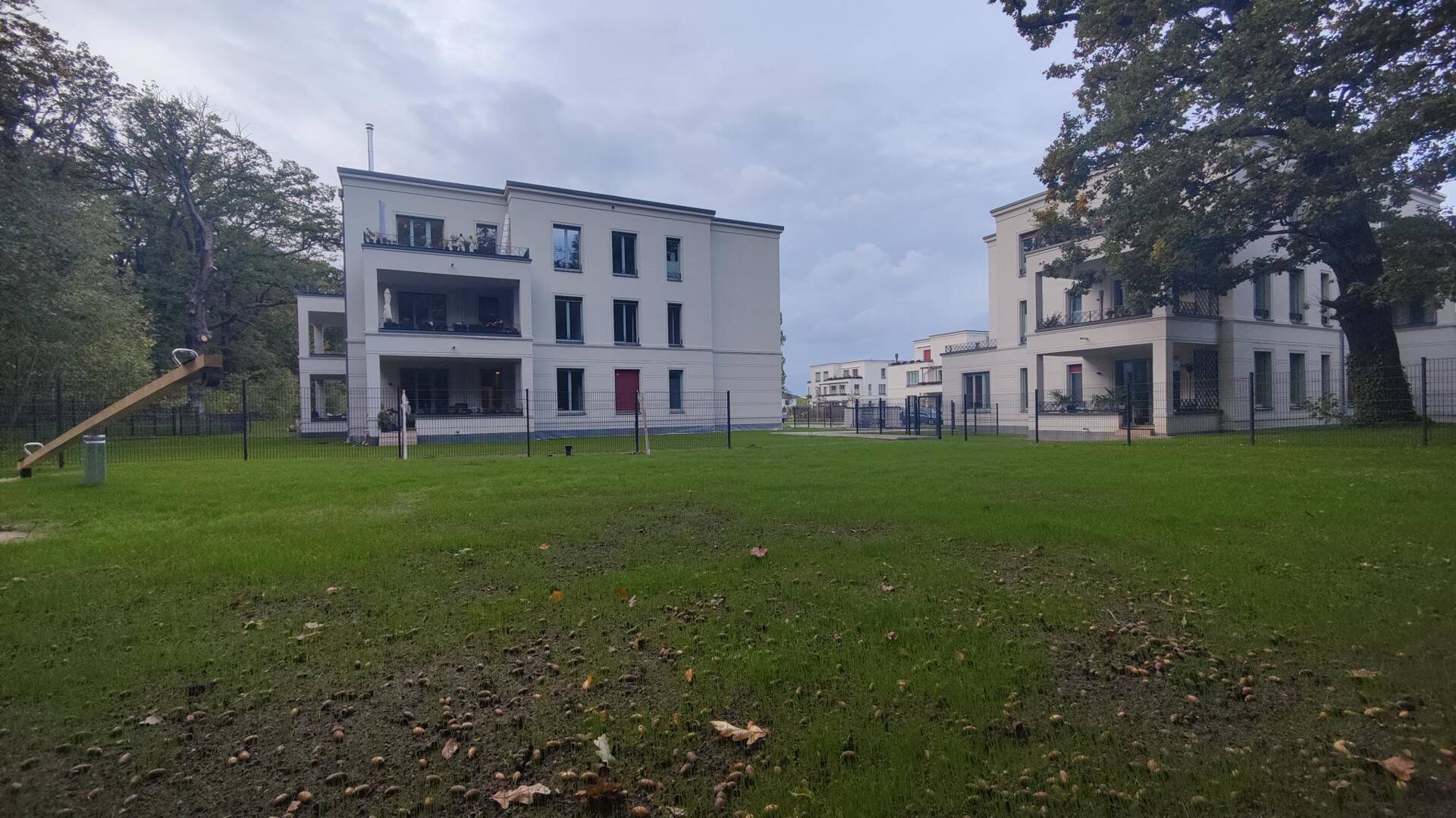 Property thumbnail 2