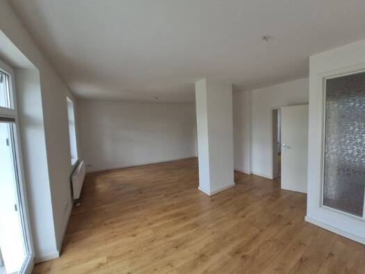 Wohnung zur Miete 975 € 4 Zimmer 84 m² Geschoss 1/1 frei ab 01.02.2027 Waidmannsweg 28 Nietleben Halle (Saale) 06126
