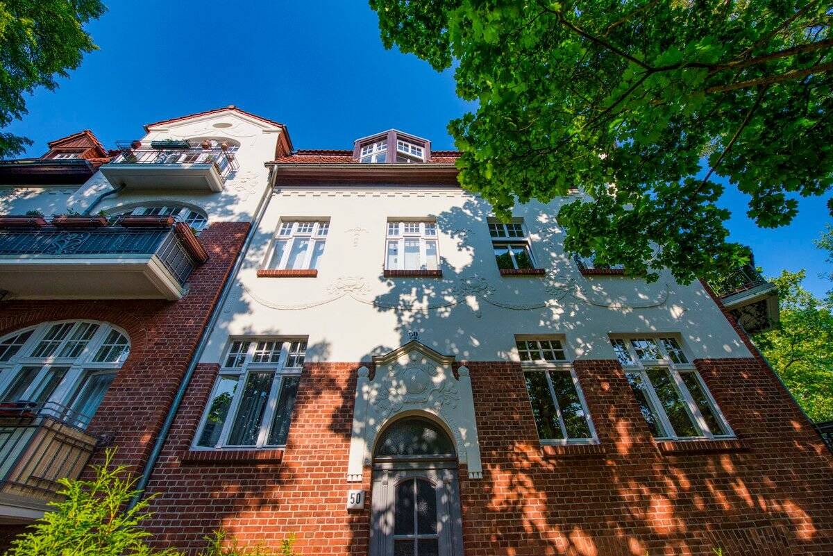 Property thumbnail 2