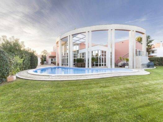 Einfamilienhaus zum Kauf 1.900.000 € 8 Zimmer 806 m² 1.336 m² Grundstück Faro (Sé e São Pedro) 8000