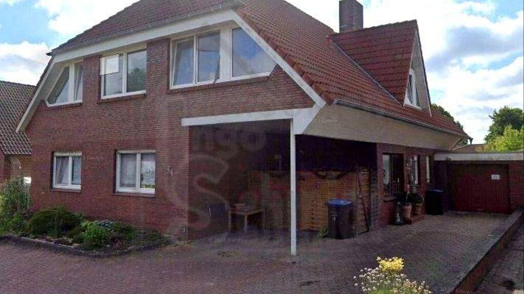 Einfamilienhaus zum Kauf 365.000 € 8 Zimmer 262 m² 879 m² Grundstück Ostrhauderfehn 26842