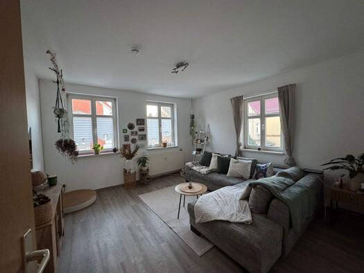 Wohnung zur Miete 390 € 2 Zimmer 60 m² 3 Geschosse frei ab 01.05.2026 Eisenberg 07607
