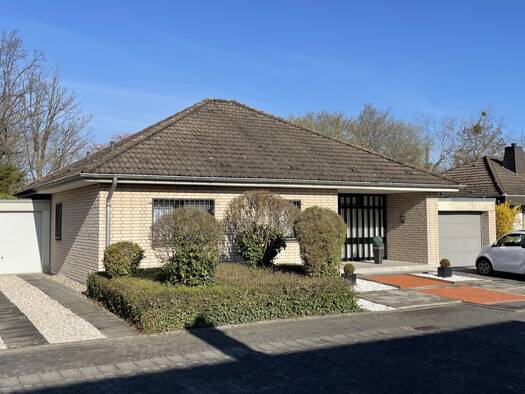 Bungalow zum Kauf 650.000 € 4 Zimmer 118,5 m² 647 m² Grundstück Brüser Berg Bonn / Brüser Berg 53125