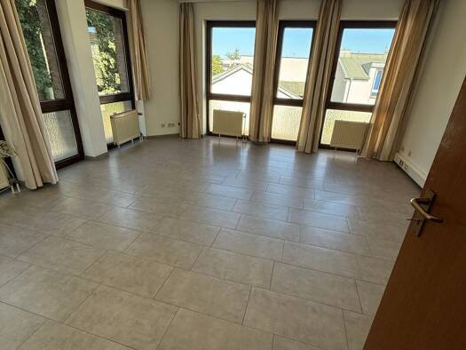 Wohnung zur Miete 690 € 2 Zimmer 59 m² 3 Geschosse frei ab 01.09.2026 Aennchenstr. 61 Bad Godesberg Bad Godesberg 53177