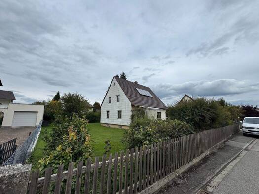 Haus zum Kauf 535.000 € 5 Zimmer 117 m² 755 m² Grundstück frei ab sofort Schulstraße 5 Altmühldorf Mühldorf a.Inn 84453