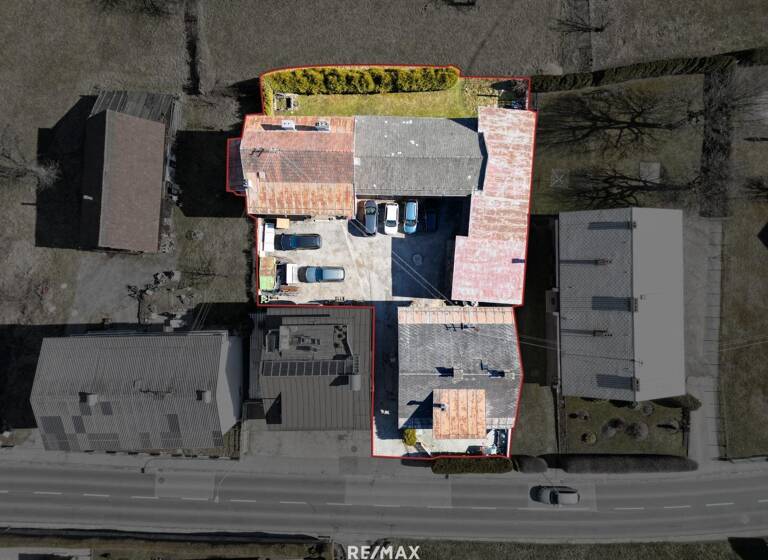 Einfamilienhaus zum Kauf 545.000 € 9 Zimmer 530 m² 1.080 m² Grundstück Lind Villach-Völkendorf 9500