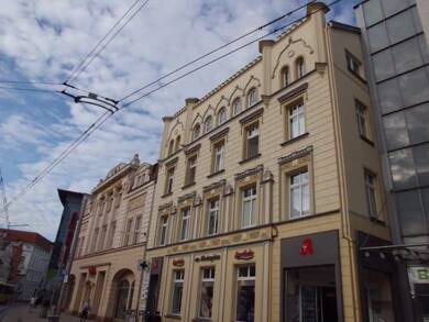 Wohnung zur Miete 597 € 2 Zimmer 70,3 m² Dachgeschoss, 4. Geschoss frei ab sofort Altstadt Schwerin 19053