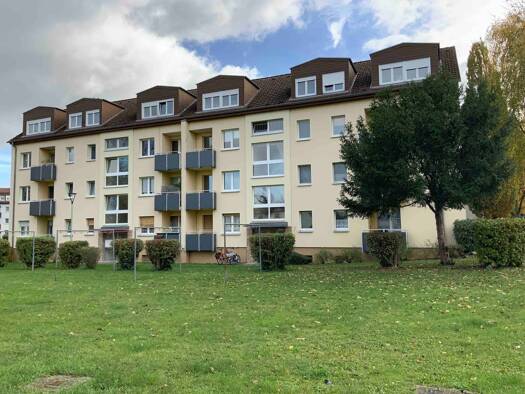 Wohnung zur Miete 897 € 4 Zimmer 70,9 m² 2. Geschoss frei ab sofort Breslauer Straße 7 Bad Vilbel 61118