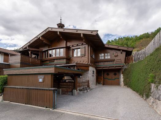 Haus zum Kauf 555.000 € 236 m² 540 m² Grundstück Uttendorf 5723
