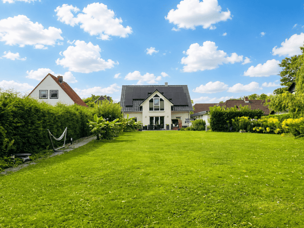 Sonstiges zum Kauf als Kapitalanlage geeignet 949.000 € 7 Zimmer 132 m² 1.995,1 m² Grundstück Kücknitz Kücknitz 23569